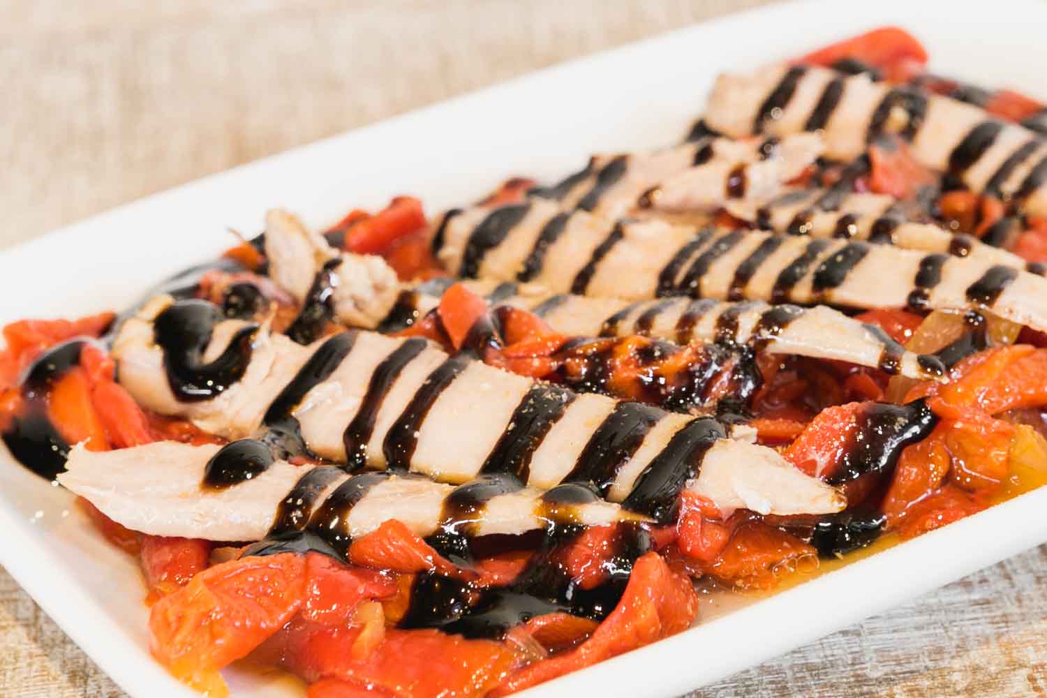 Roasted peppers with tuna