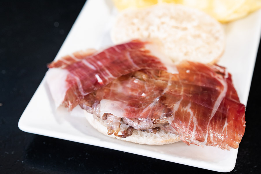 Lean pork fillet with iberian ham