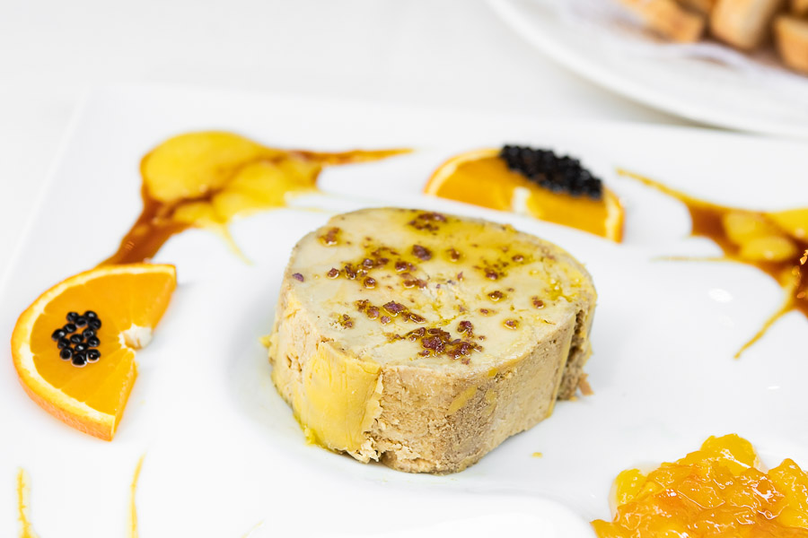 Foie-Terrine mit Toast