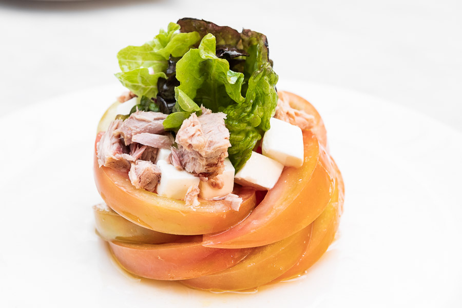 Tomato Salad with fresh cheese and tuna 