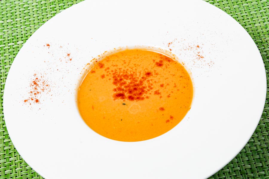 Soupe froide andalouse à la tomate