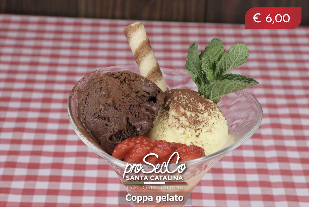Ice cream cup, 3 scoops to choose from: Chocolate, Strawberry, Lemon and Vanilla