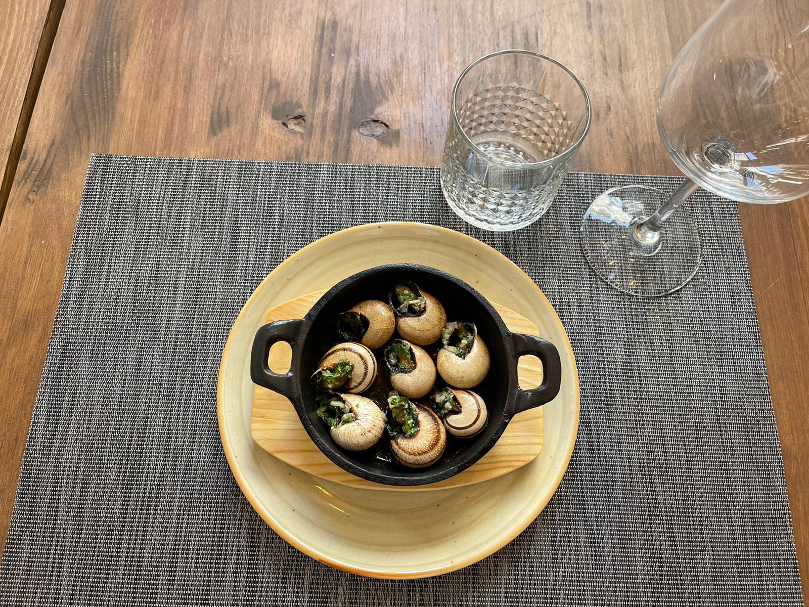 Snails with Garlic and Parsley Butter