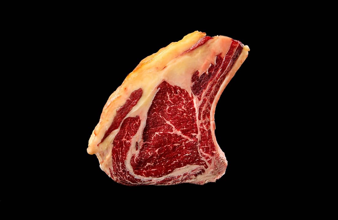 Gold 100% national beef steak (depending on availability - 100gr)