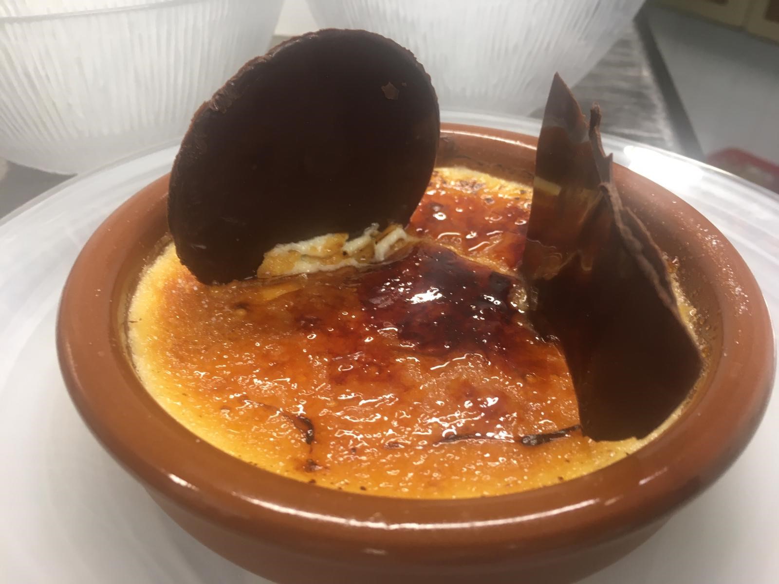 Mascarpone and chocolate crème brûlée