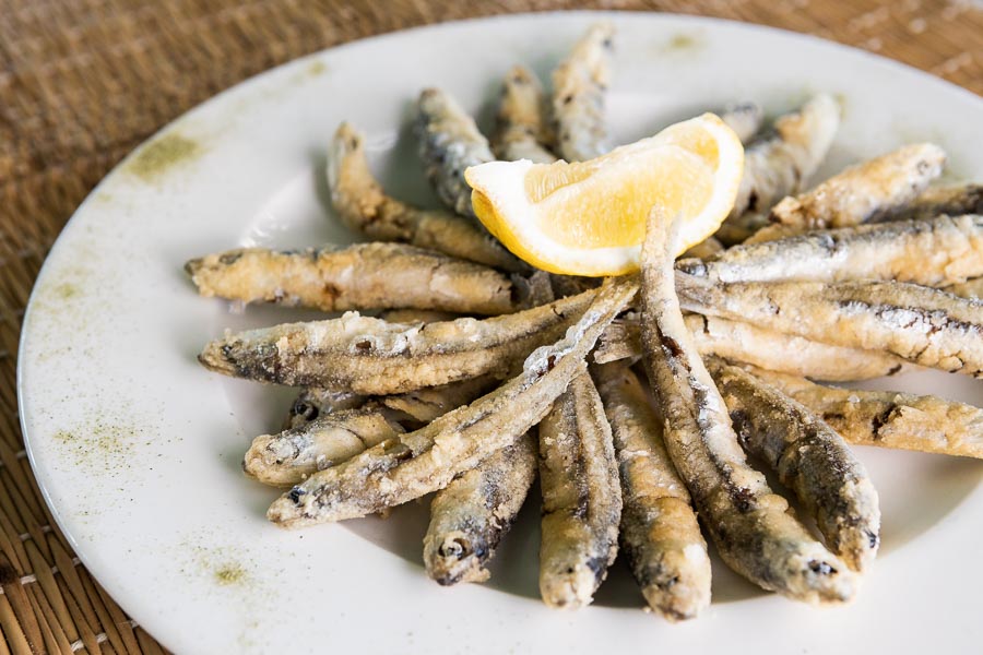 Fried anchovy