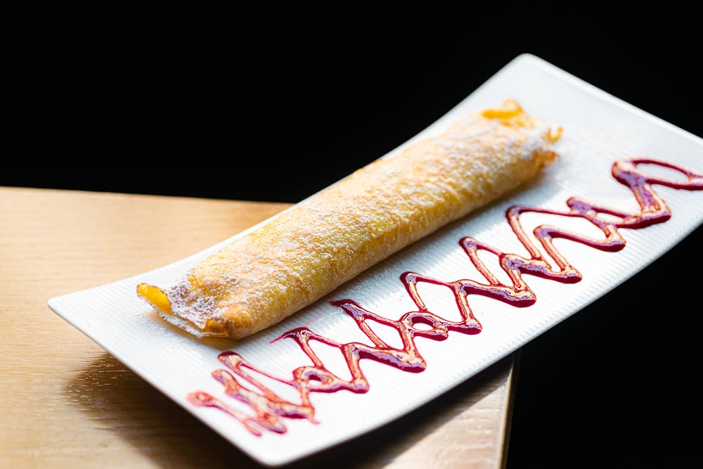 Galician crêpe filled with soft cheese mousse. (Served cold)