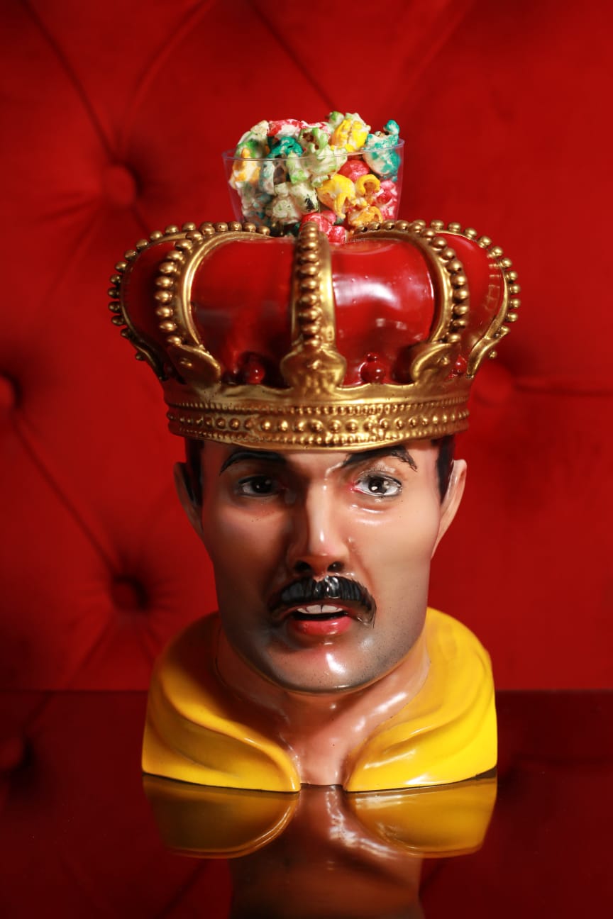 👑 MAJESTY 👑  Freddie Mercury