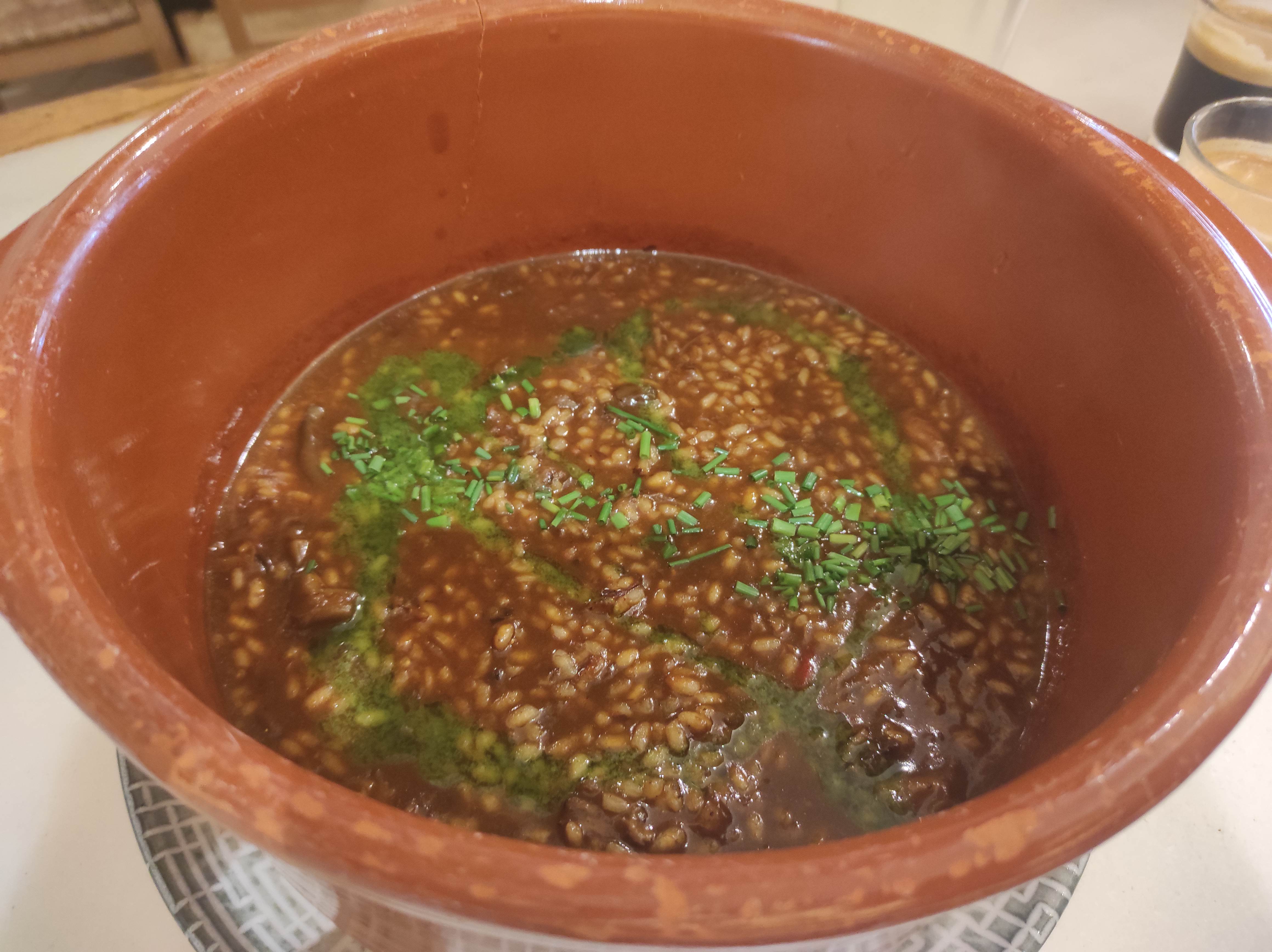 크리미한 황소꼬리밥과 제철 버섯 (최소 2인)