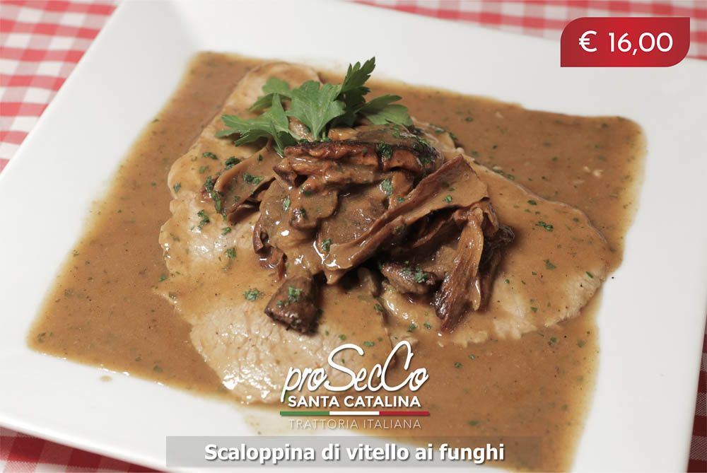 White veal escalopin with mushrooms
