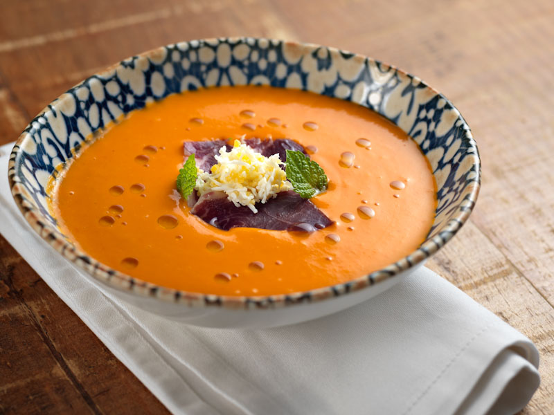 Salmorejo with ham and egg 