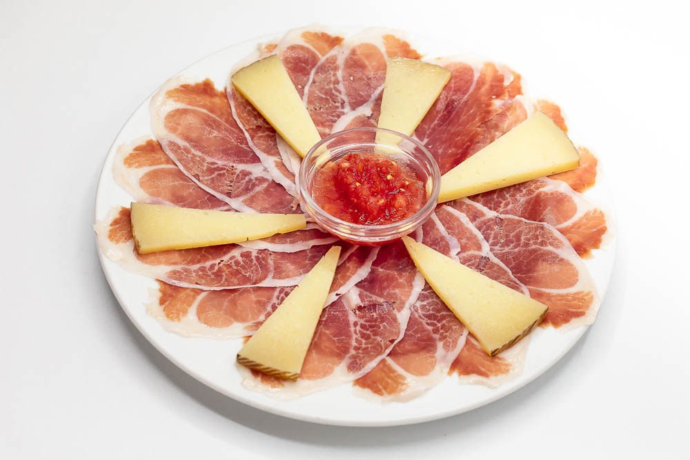 Iberian ham and cured sheep cheese platter