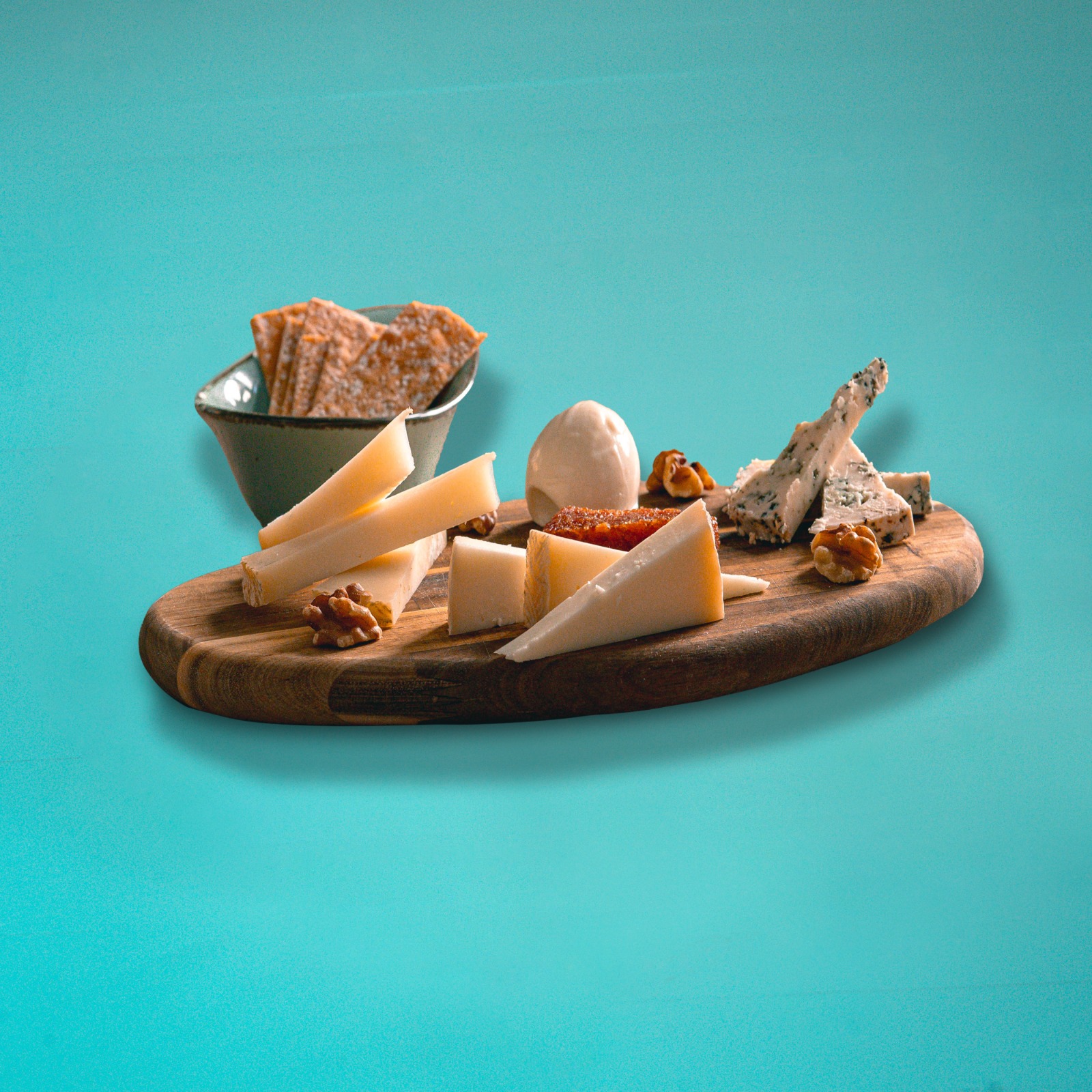 Sierra cheese table