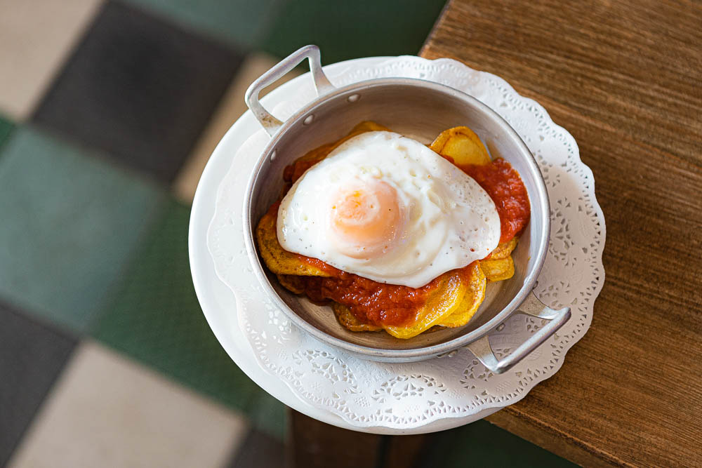 Potato casserole with tomato and egg