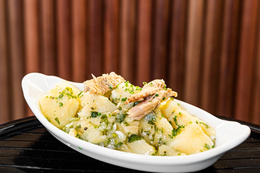 Sanlucar potatoes salad with tuna	