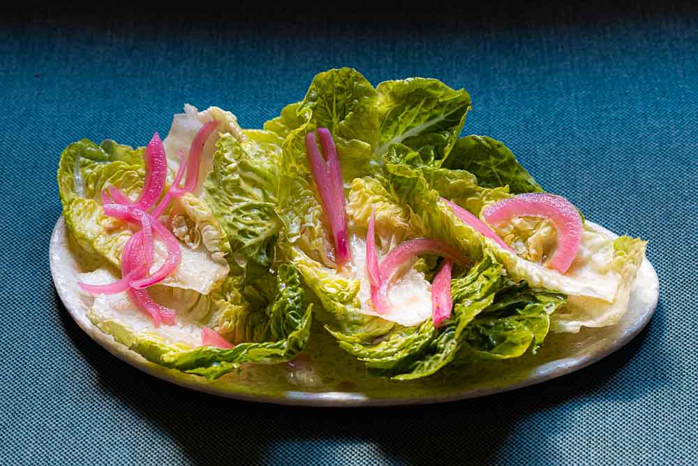 Органический салат с луком