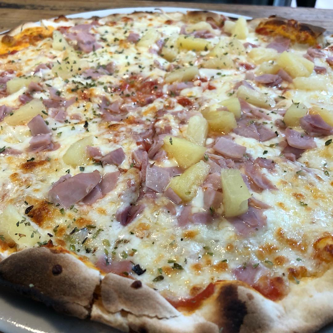 Pizza havaiana