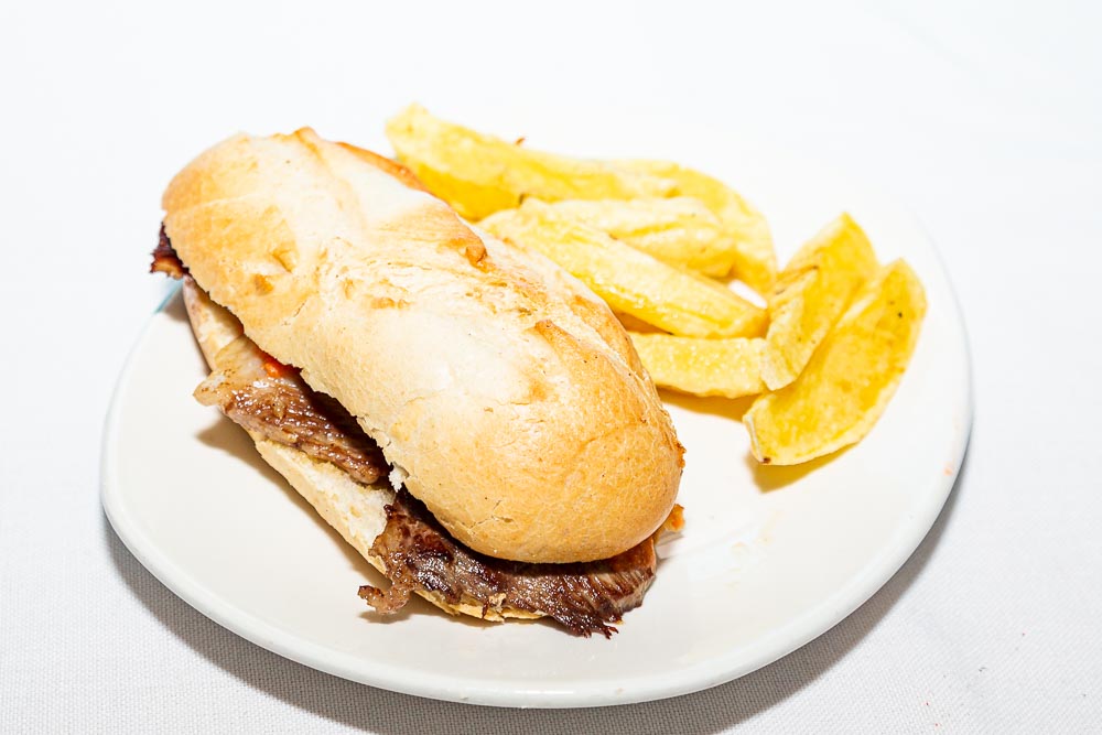 Iberian Pork & Salmorejo in a Bread Roll (unit)