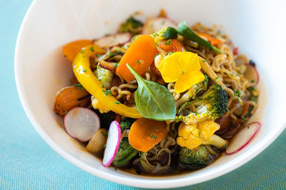 Vegetable wok with noodles